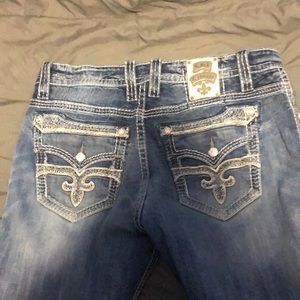 These are size 40 Rock Revival Jeans Cole blue I have used them Maby 5 times